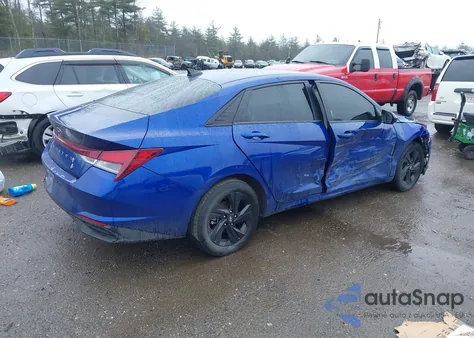 2022 Hyundai Elantra Sel z USA, uszkodzony, nr VIN 5NPLM4AG0NH082102